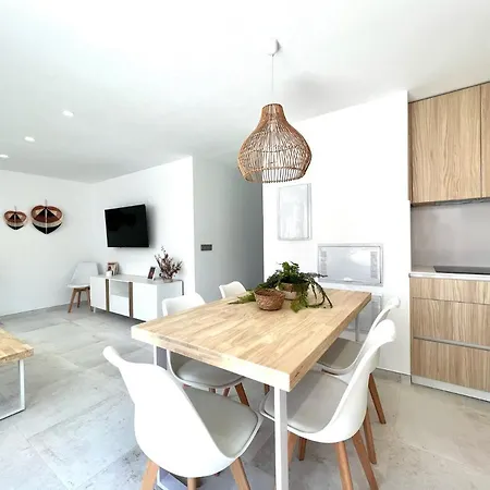 Sunrise Center טורבייחה