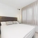 Apartment Sunrise Center