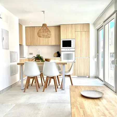 Sunrise Center Apartmán *