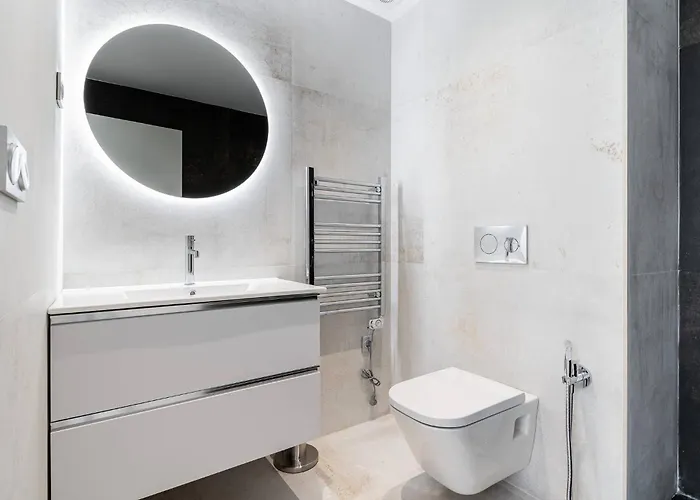 Sunrise Center Apartment