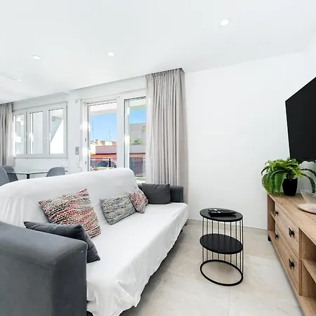 Sunrise Center Apartment